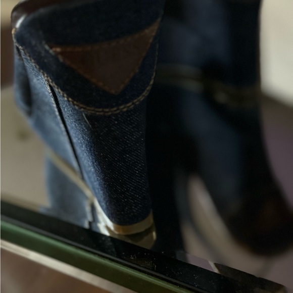 Denim Wedge 8.5 - Picture 2 of 4
